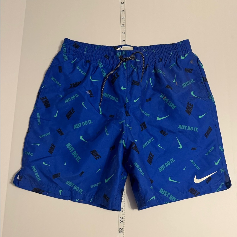 Nike Men's Blue and Green Shorts